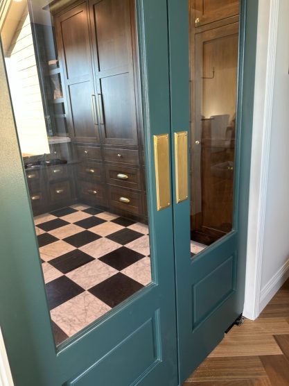 Walk in pantry